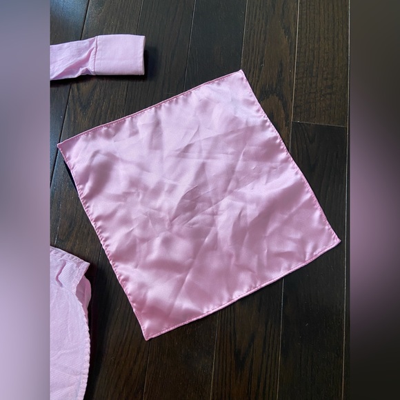 Dress Shirt, Tie and Handkerchief for Men from Le Chateau - Picture 3 of 6